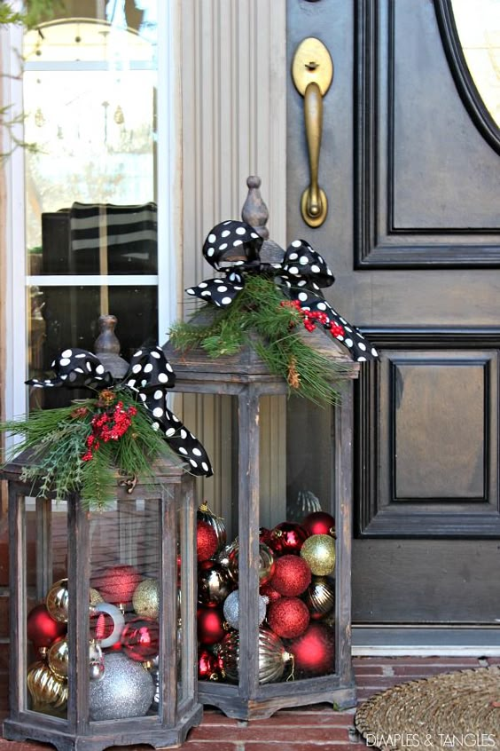 Festive Lantern Ornament Display