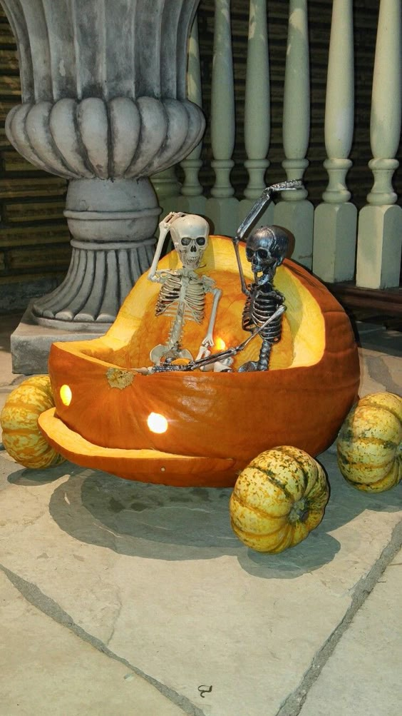 Spooky Skeleton Pumpkin Car