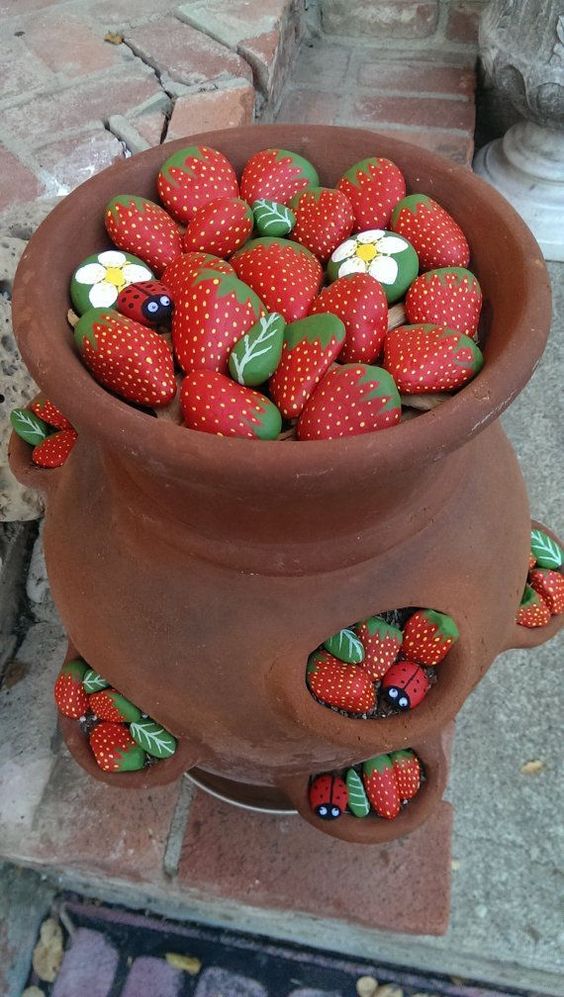 Strawberry Delight Pebble Pot