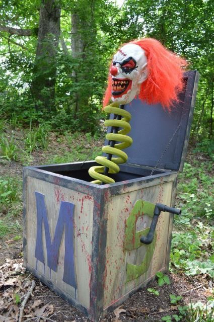 Terrifying Clown Jack-in-the-Box