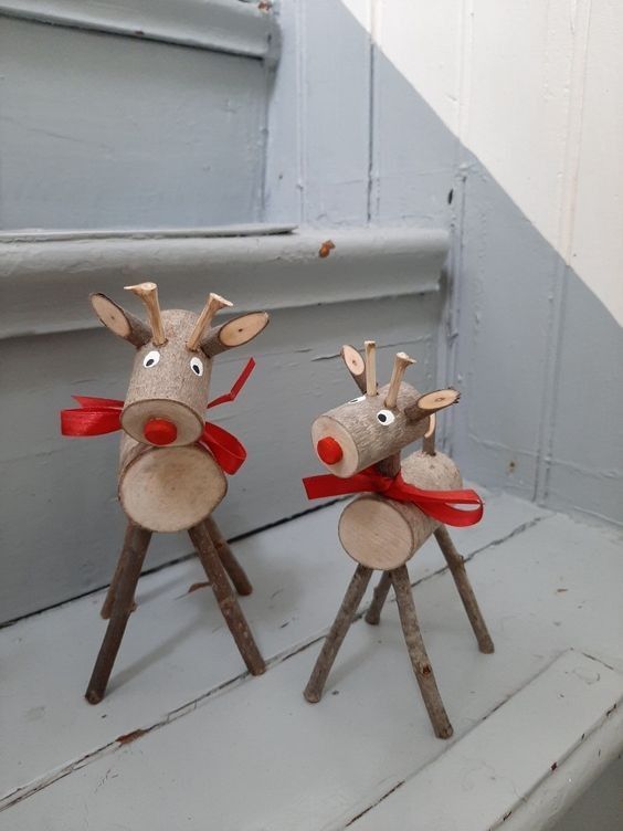 Wooden Log Reindeer Duo