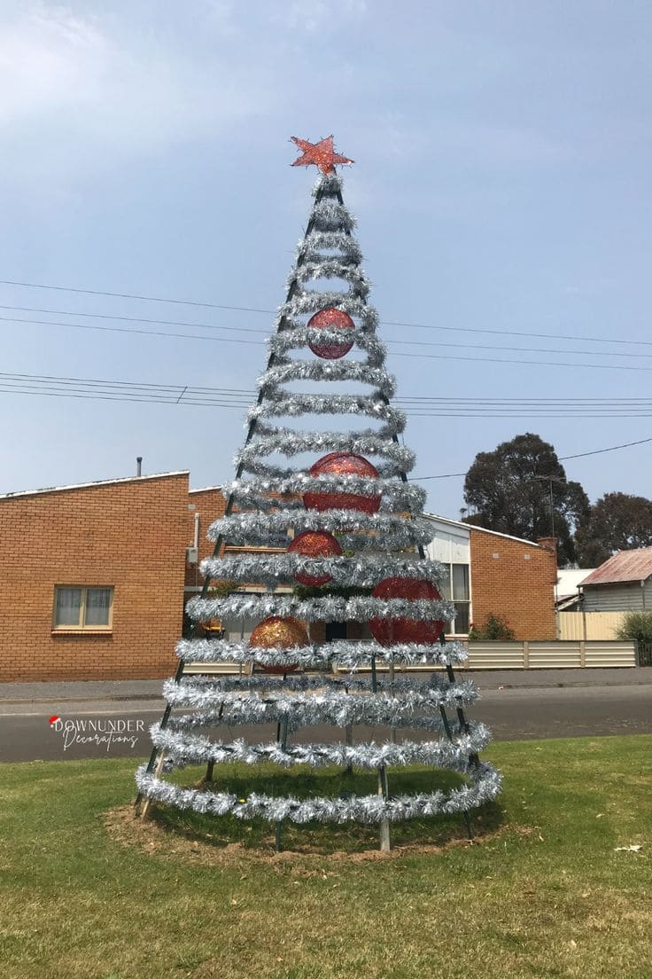 Modern Tinsel Spiral Tree