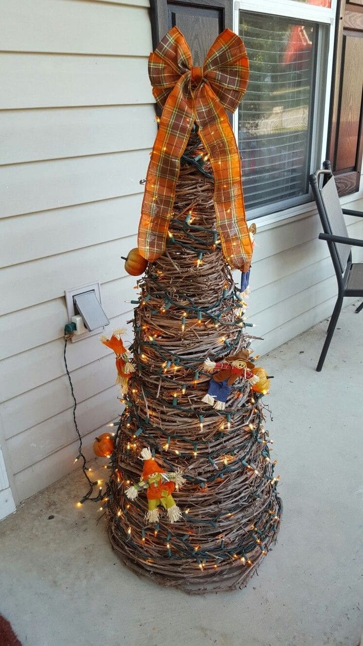 Rustic Grapevine Christmas Tree