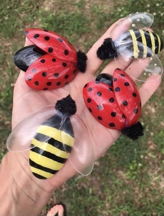 Adorable Plastic Spoon Ladybugs and Bees