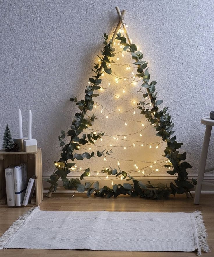 Bright Woodland Christmas Tree