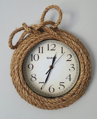 Charming Rope-Wrapped Clock Design