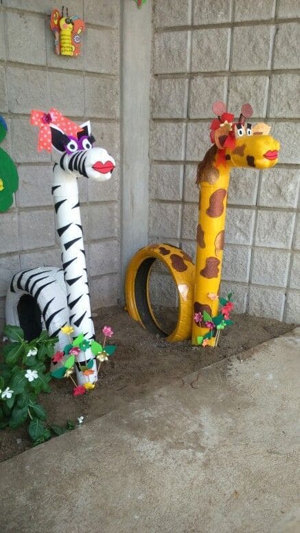 Charming Tire Animals for Outdoor Fun