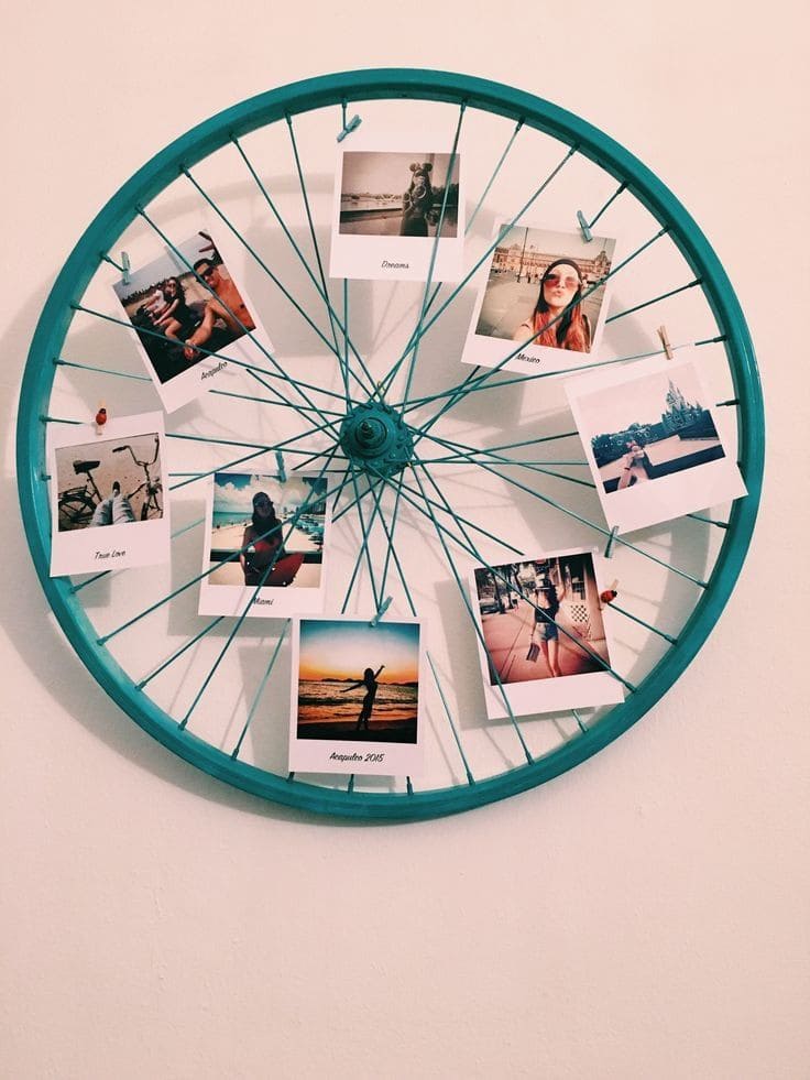 Creative Bicycle Wheel Photo Display Frame