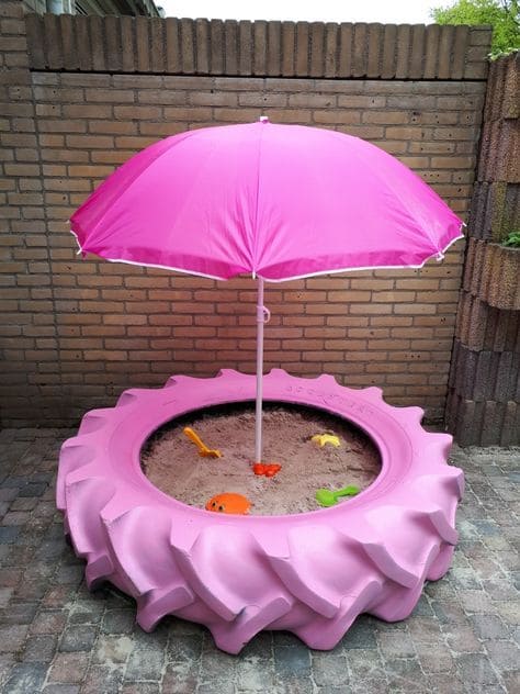 DIY Tire Sandbox with Umbrella