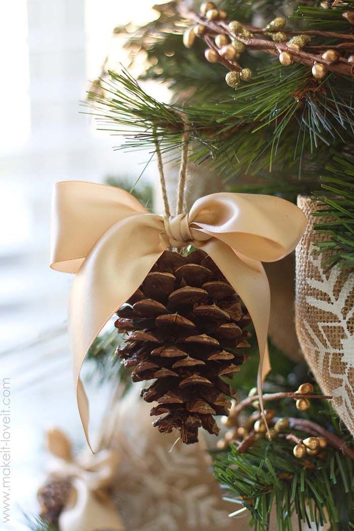 Elegant Pinecone Ornament with Ribbon