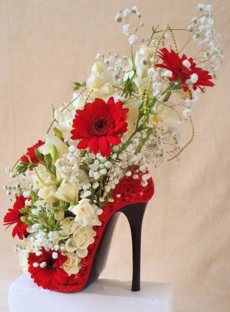 Glamorous High Heel Flower Vase Art