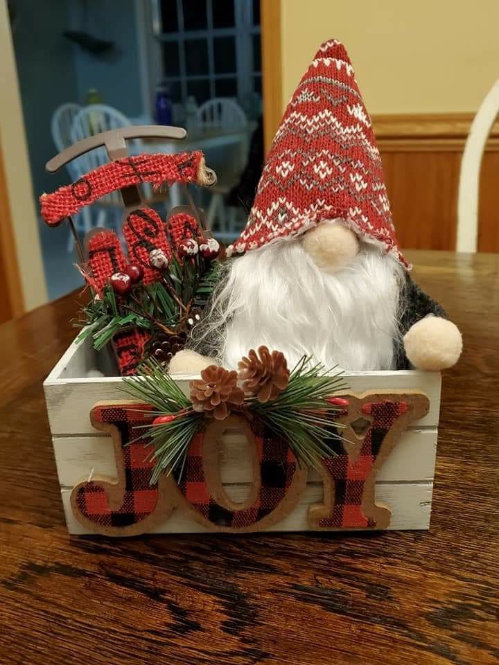 Holiday Wooden Crate Display