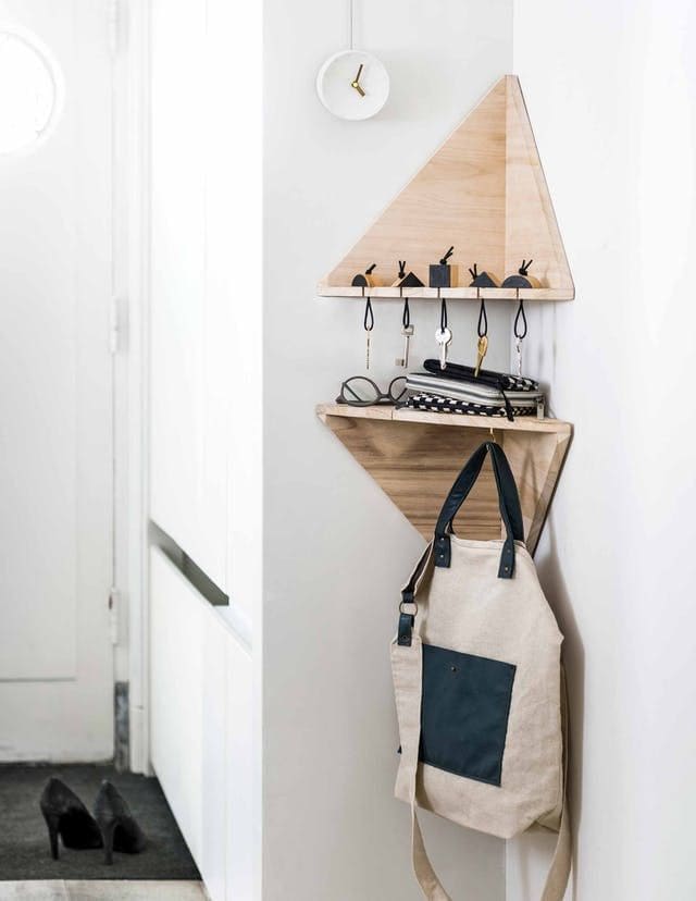 Modern Triangle Shelf with Hooks