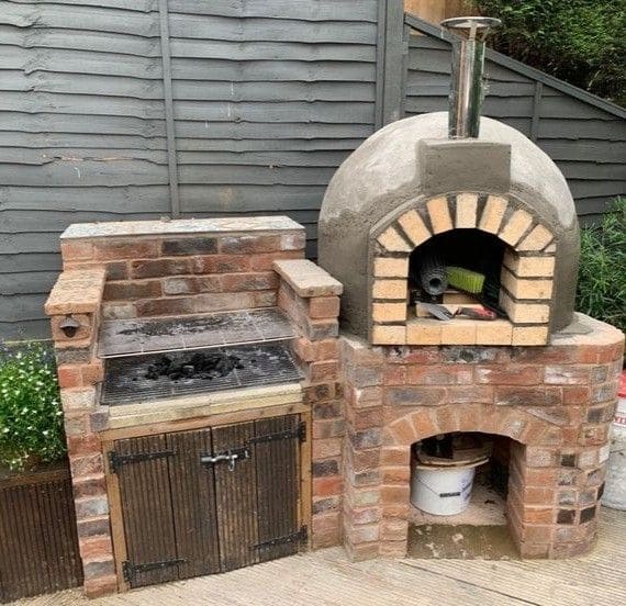 Rustic Brick BBQ and Pizza Oven