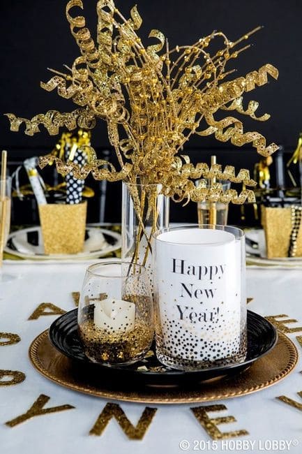 Sparkling Gold Glam New Year Table