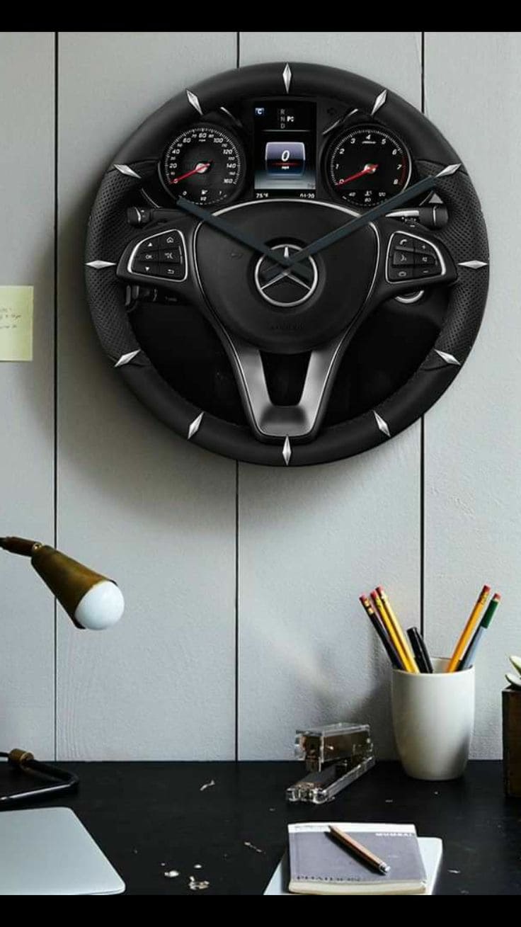 Steering Wheel-Inspired Wall Clock Marvel