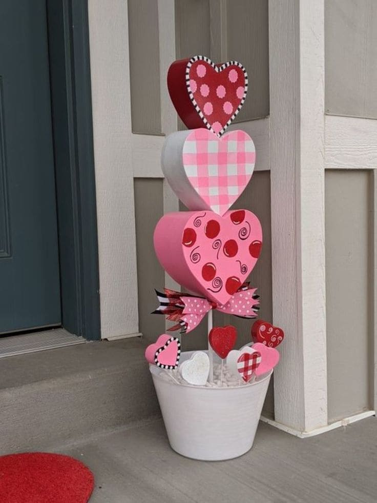 Whimsical Valentines Day Heart Topiary